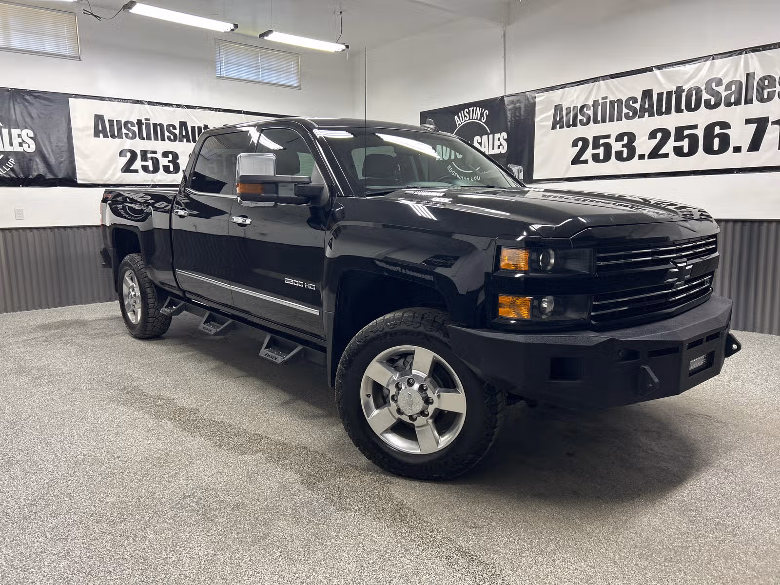 2016 Chevrolet Silverado 2500HD LTZ Crew Cab Upper Image 1