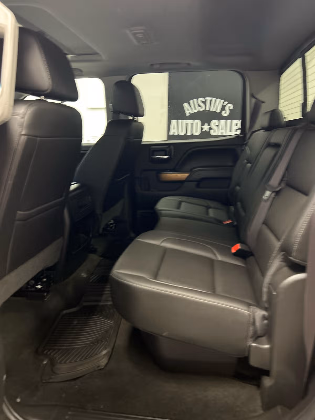2016 Chevrolet Silverado 2500HD LTZ Crew Cab Image 11