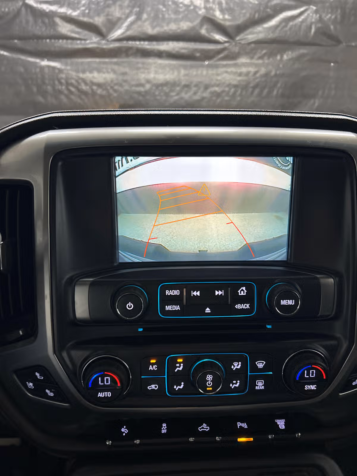 2016 Chevrolet Silverado 2500HD LTZ Crew Cab Image 18