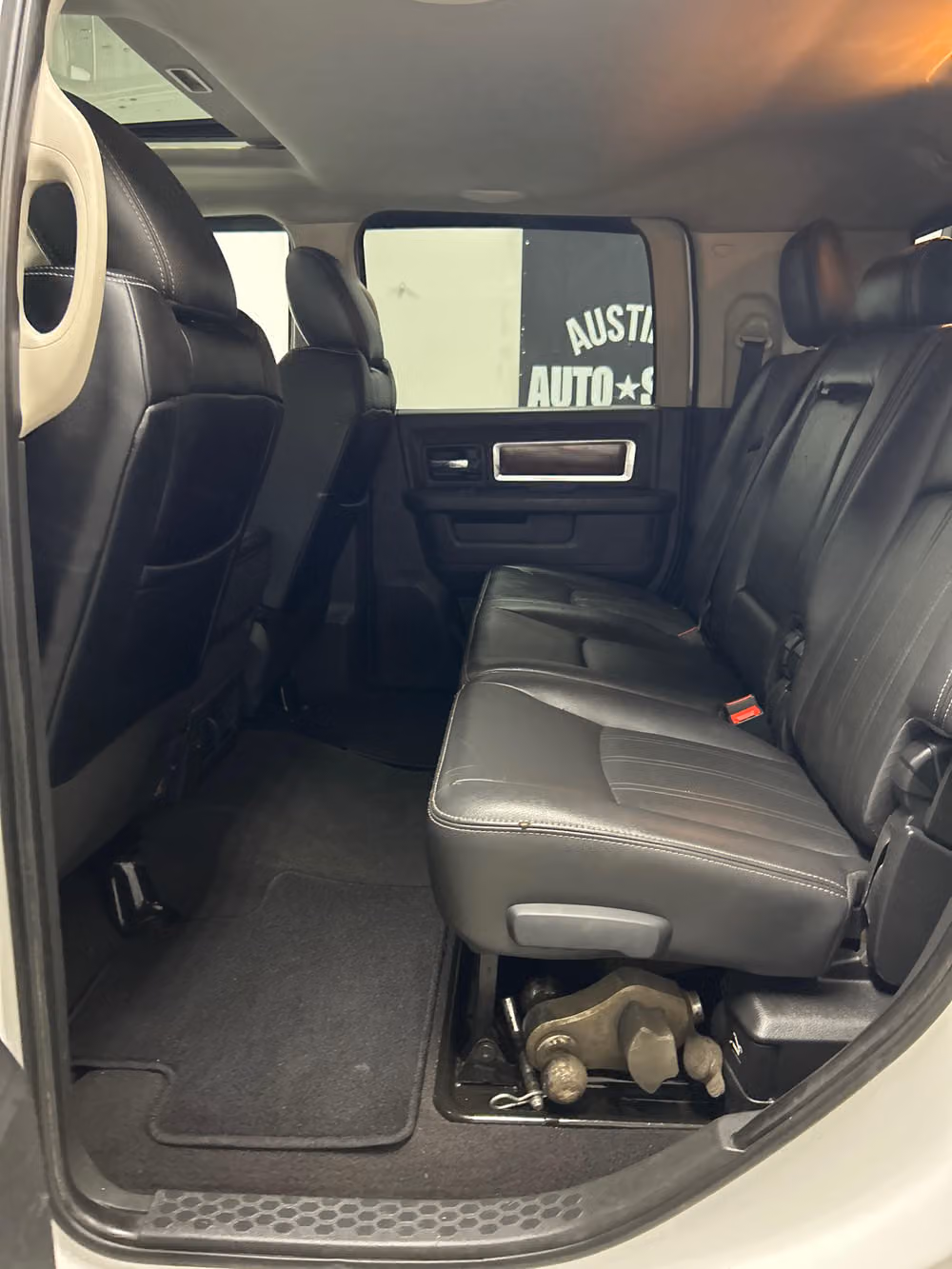 2012 Ram 2500 Laramie Image 10