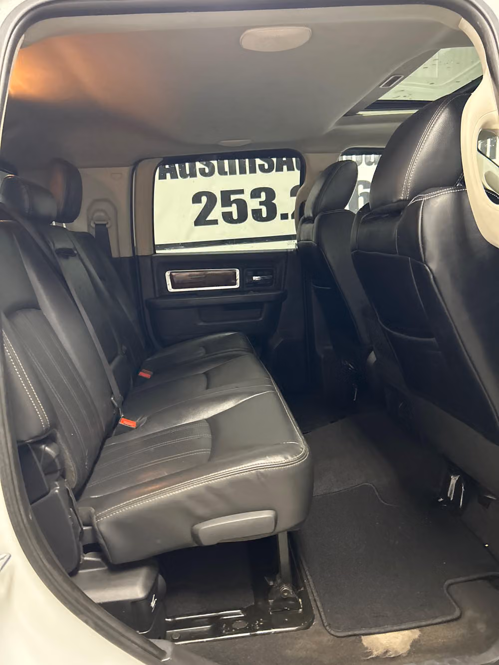 2012 Ram 2500 Laramie Image 12