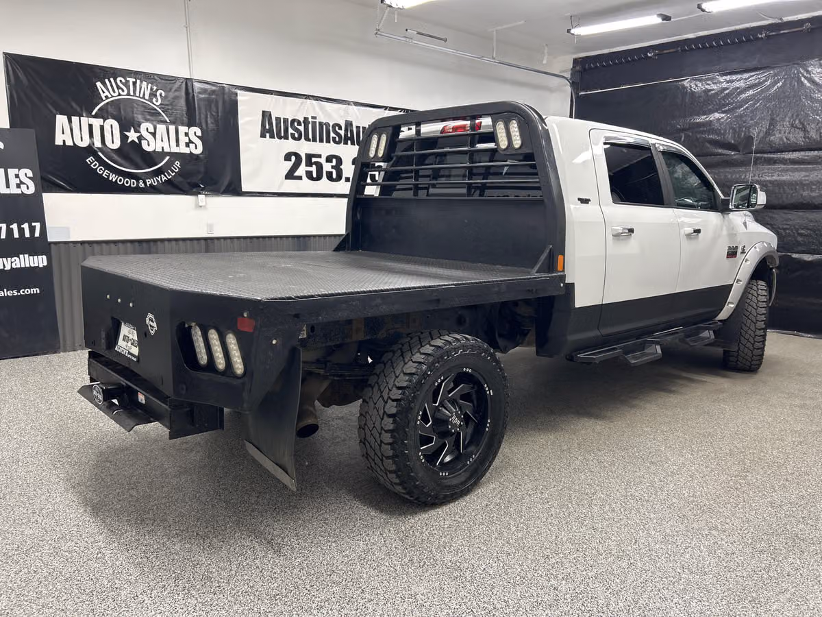 2012 Ram 2500 Laramie Image 6