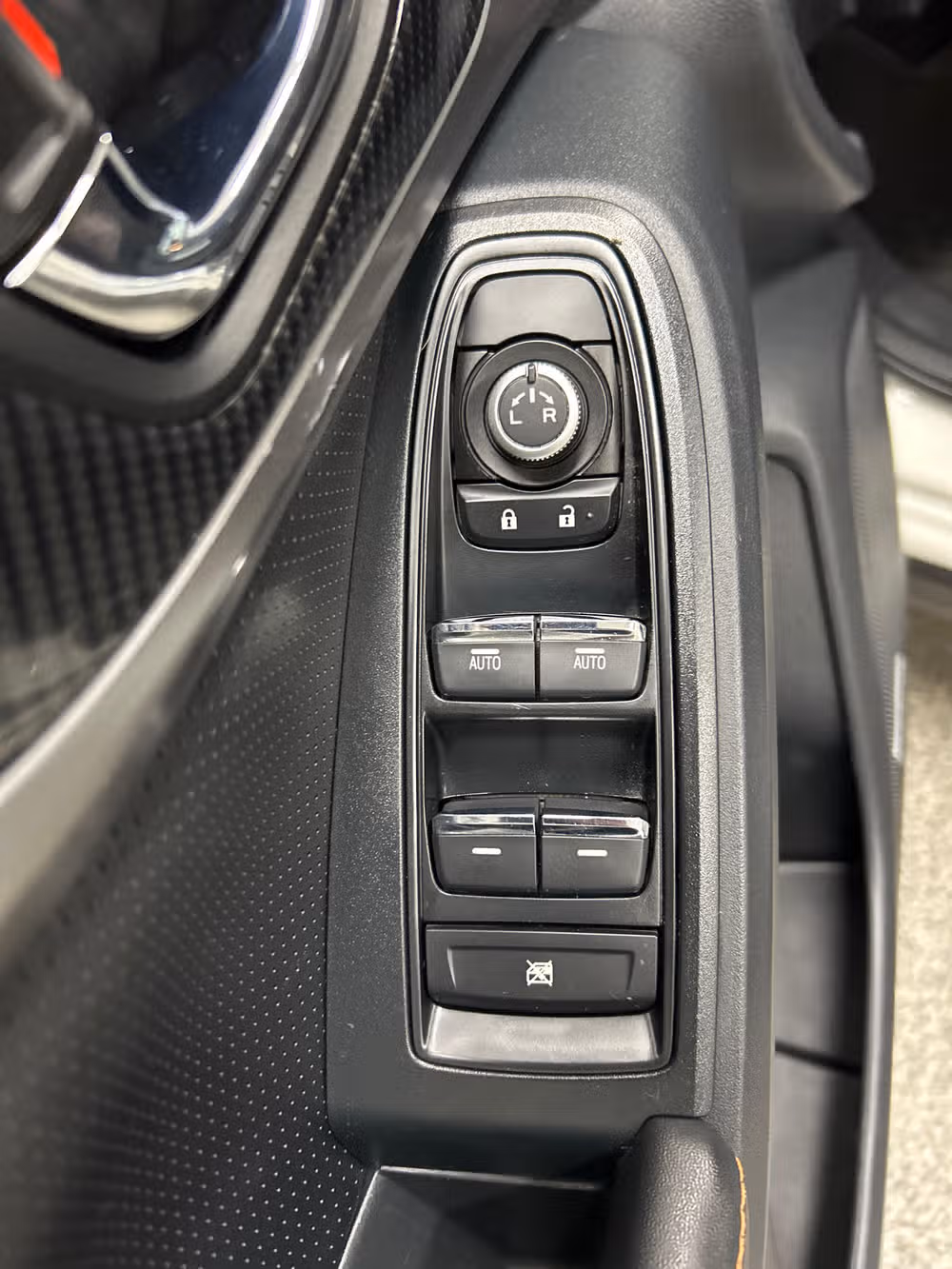 2019 Subaru Crosstrek 2.0i Limited Crossover Image 9