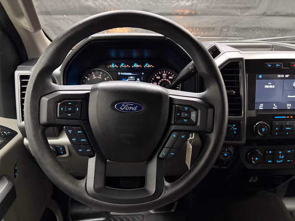 2019 Ford F-150 XLT SuperCrew Image 11