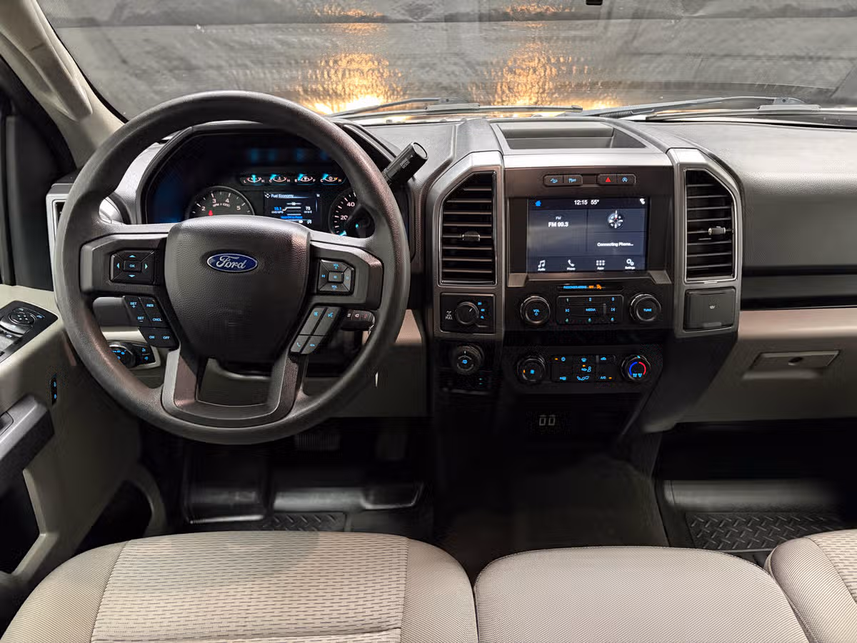 2019 Ford F-150 XLT SuperCrew Image 10
