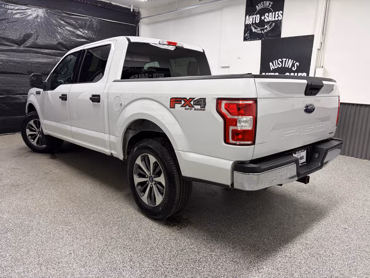 2019 Ford F-150 XLT SuperCrew Image 8