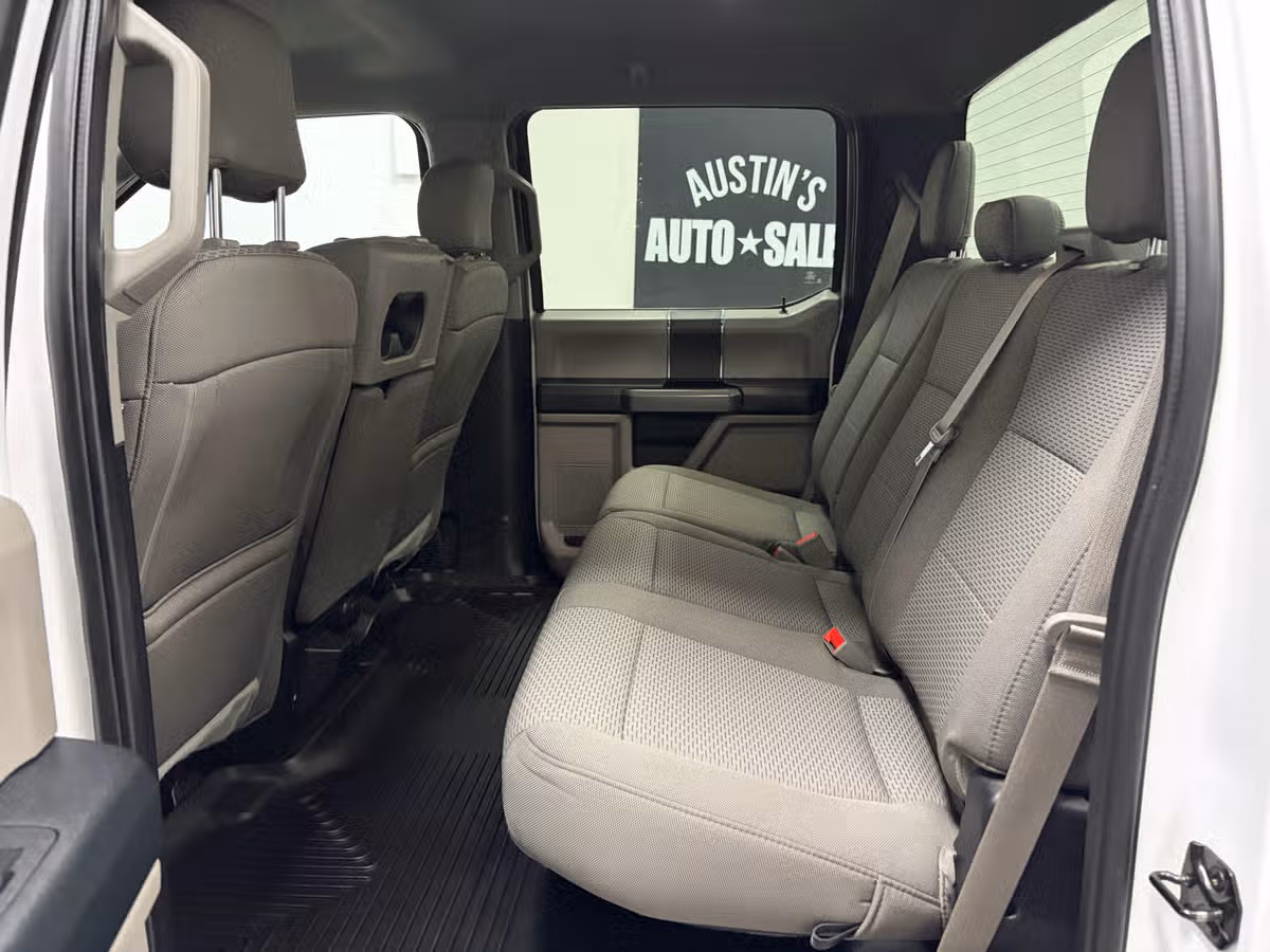 2019 Ford F-150 XLT SuperCrew Image 18