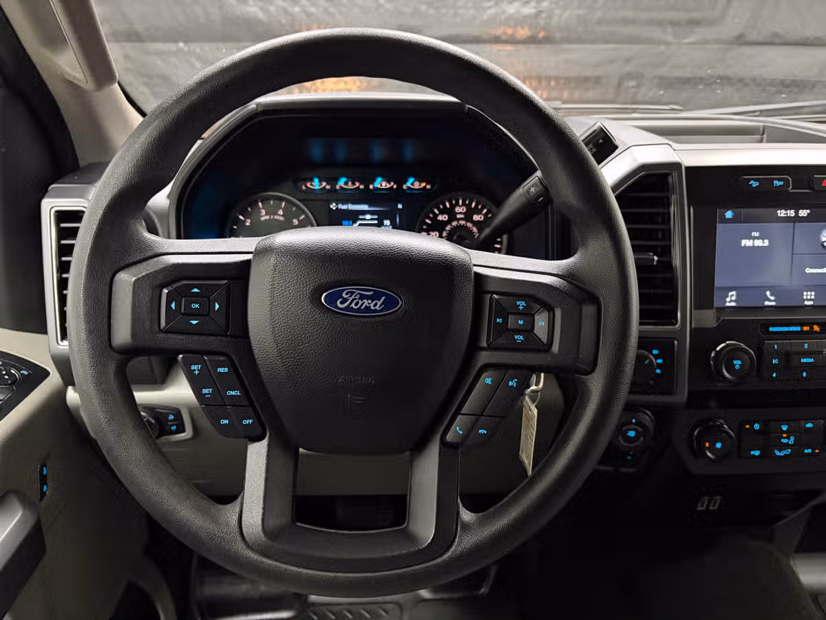 2019 Ford F-150 XLT SuperCrew Image 11