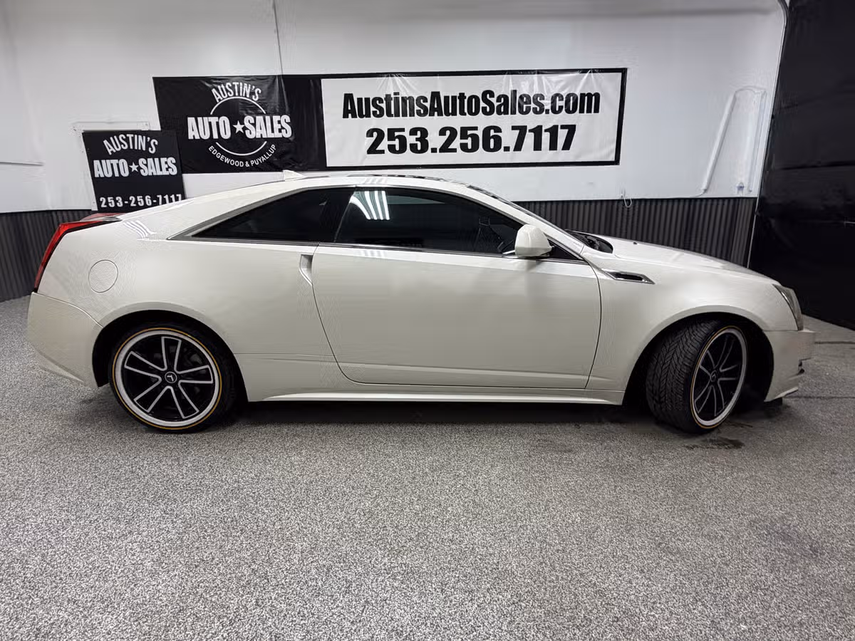 2014 Cadillac CTS 3.6L Premium Image 2