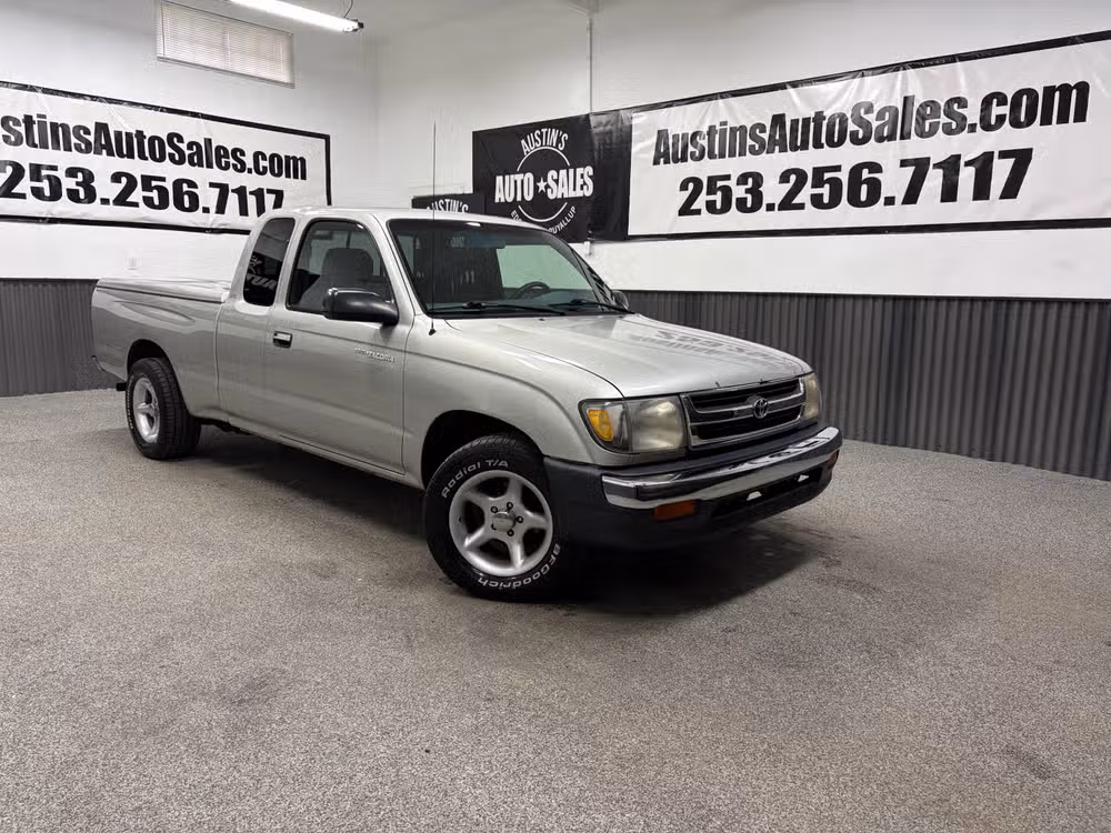 12132 - 2000 Toyota Tacoma SR5 XtraCab