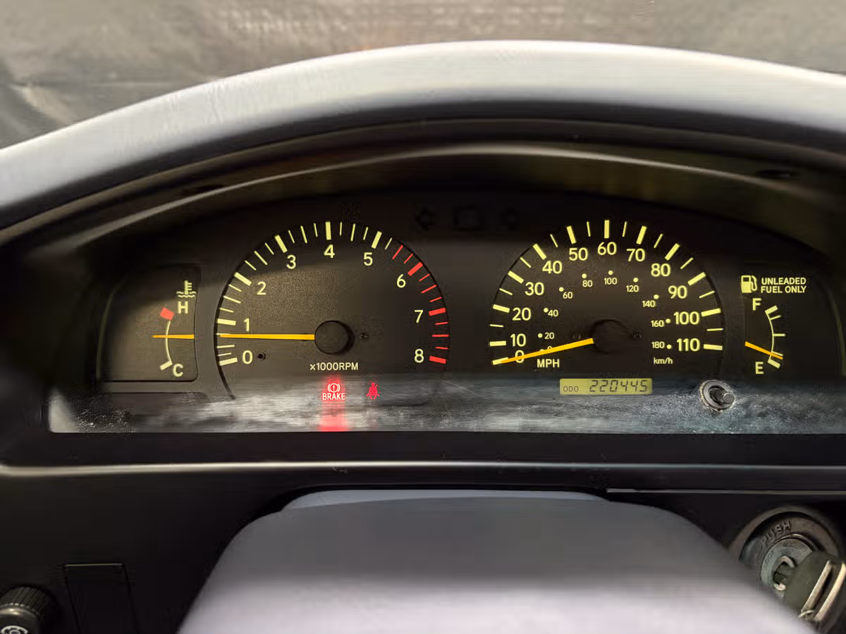 2000 Toyota Tacoma SR5 XtraCab Image 10