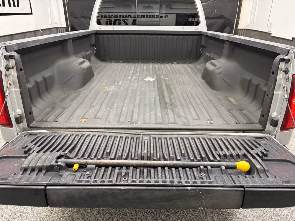 2016 Ford F-250 Super Duty Platinum Crew Cab Image 22