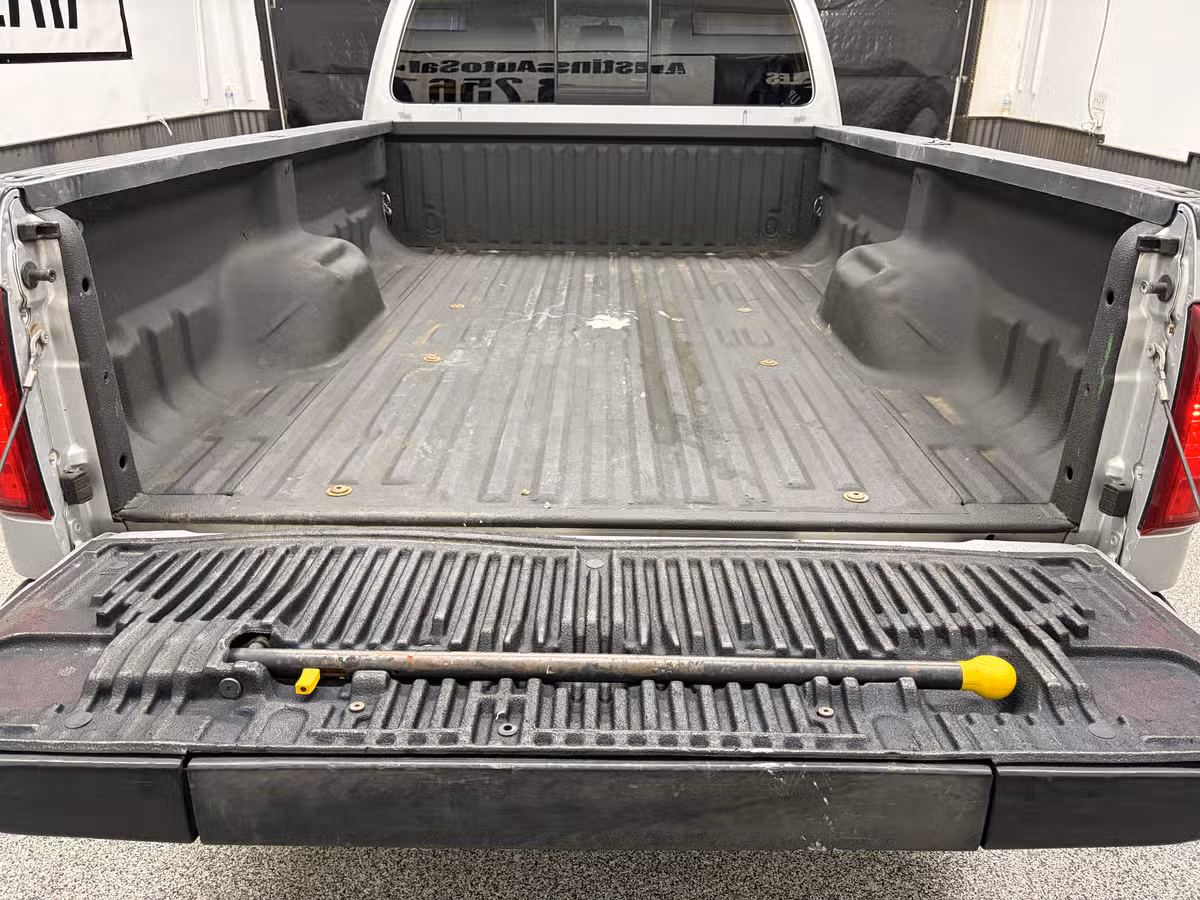 2016 Ford F-250 Super Duty Platinum Crew Cab Image 22