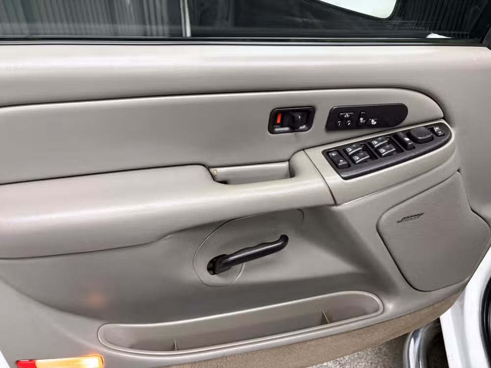 2004 Chevrolet Silverado 2500HD LT Crew Cab Image 15