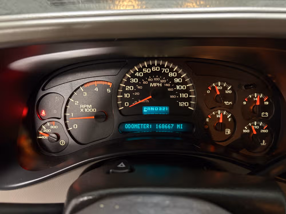 2004 Chevrolet Silverado 2500HD LT Crew Cab Image 12
