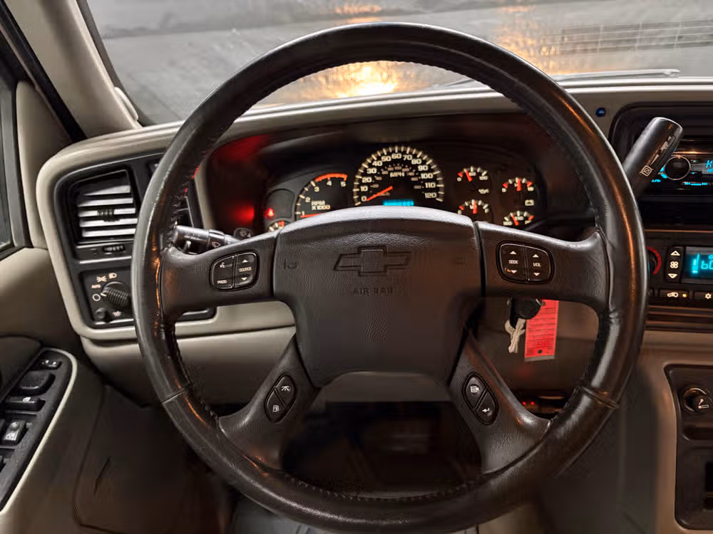 2004 Chevrolet Silverado 2500HD LT Crew Cab Image 11