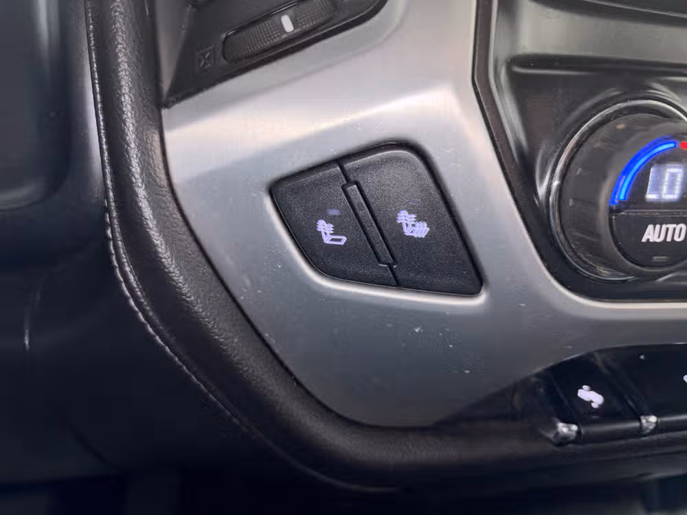 2014 GMC Sierra 1500 SLE Crew Cab Image 15