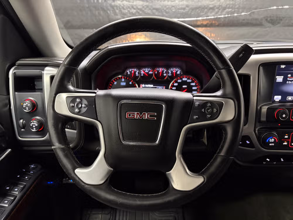2014 GMC Sierra 1500 SLE Crew Cab Image 11