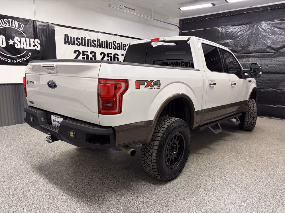 2017 Ford F-150 Lariat SuperCrew Image 3