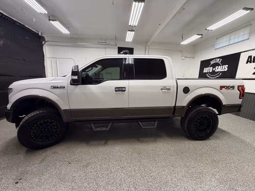 2017 Ford F-150 Lariat SuperCrew Image 7