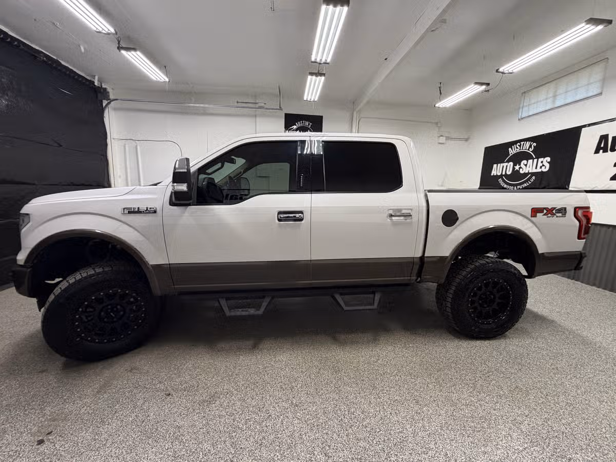 2017 Ford F-150 Lariat SuperCrew Image 7