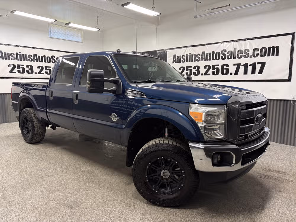 2013 Ford F-250 XLT 4x4 Crew Cab 156 in's photo