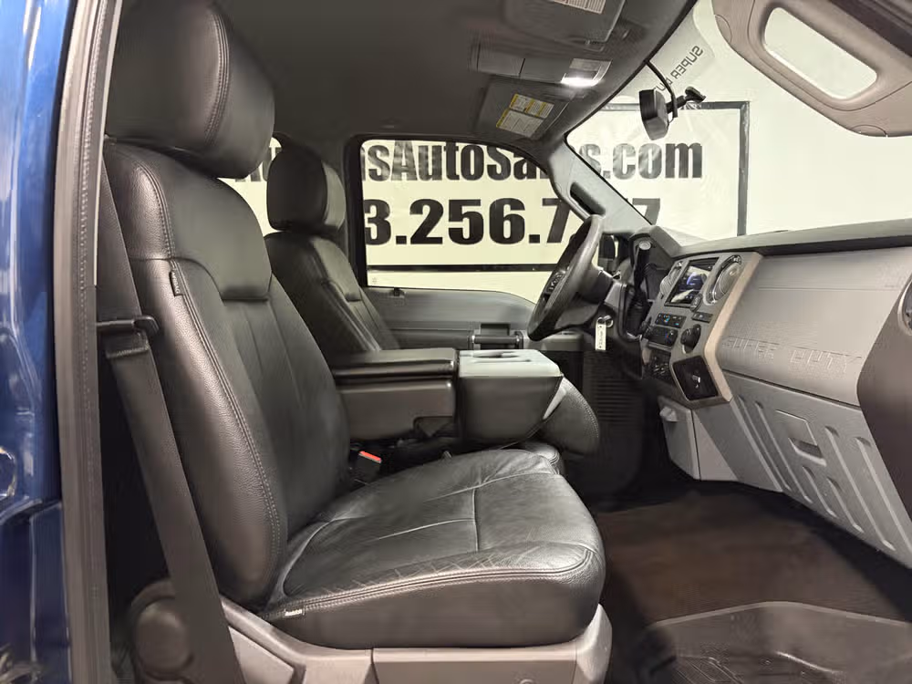 2013 Ford F-250 Super Duty Lariat Crew Cab Image 20