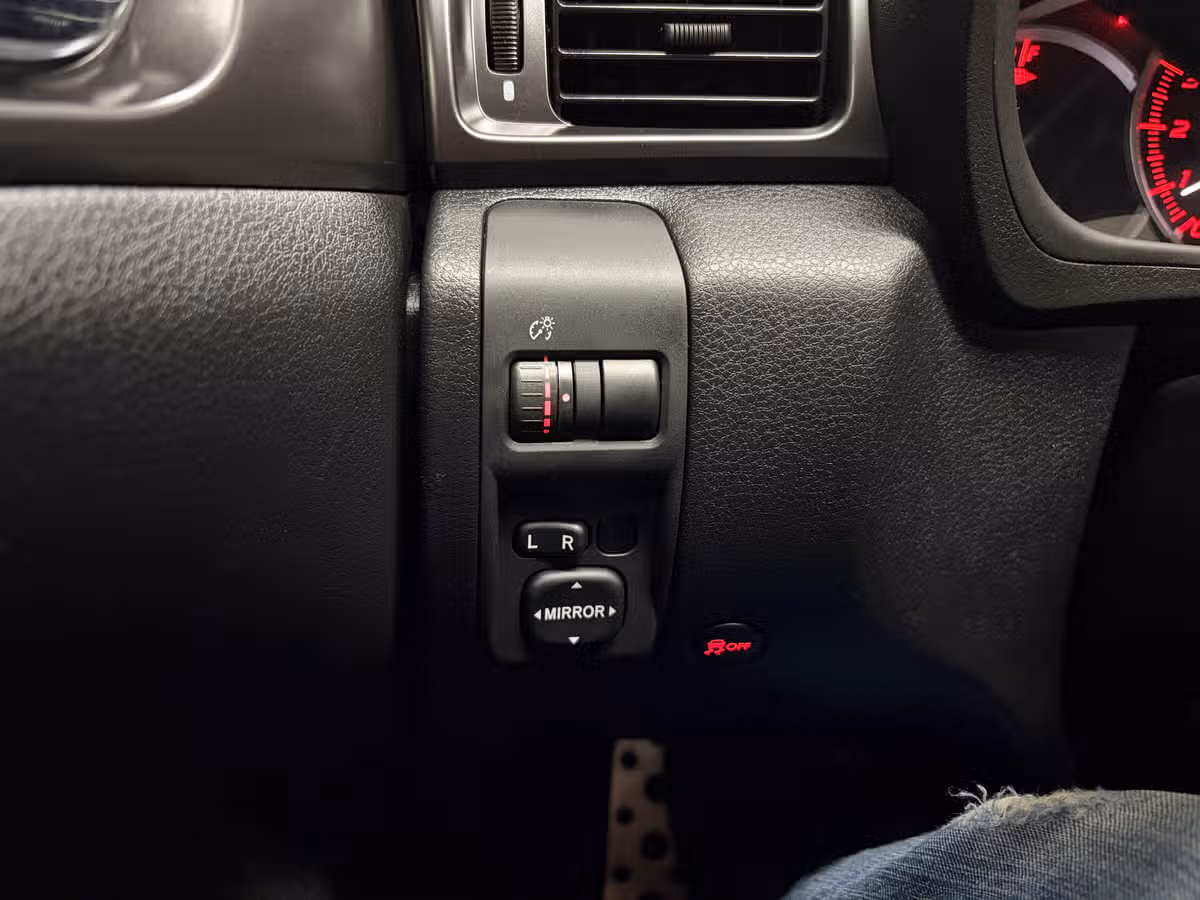 2013 Subaru Impreza WRX Image 16
