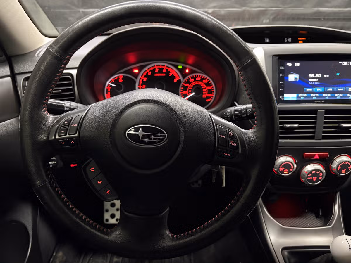 2013 Subaru Impreza WRX Image 11