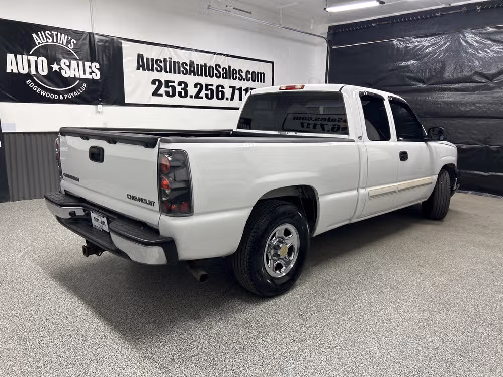2004 Chevrolet Silverado 1500 LS Extended Cab Image 6