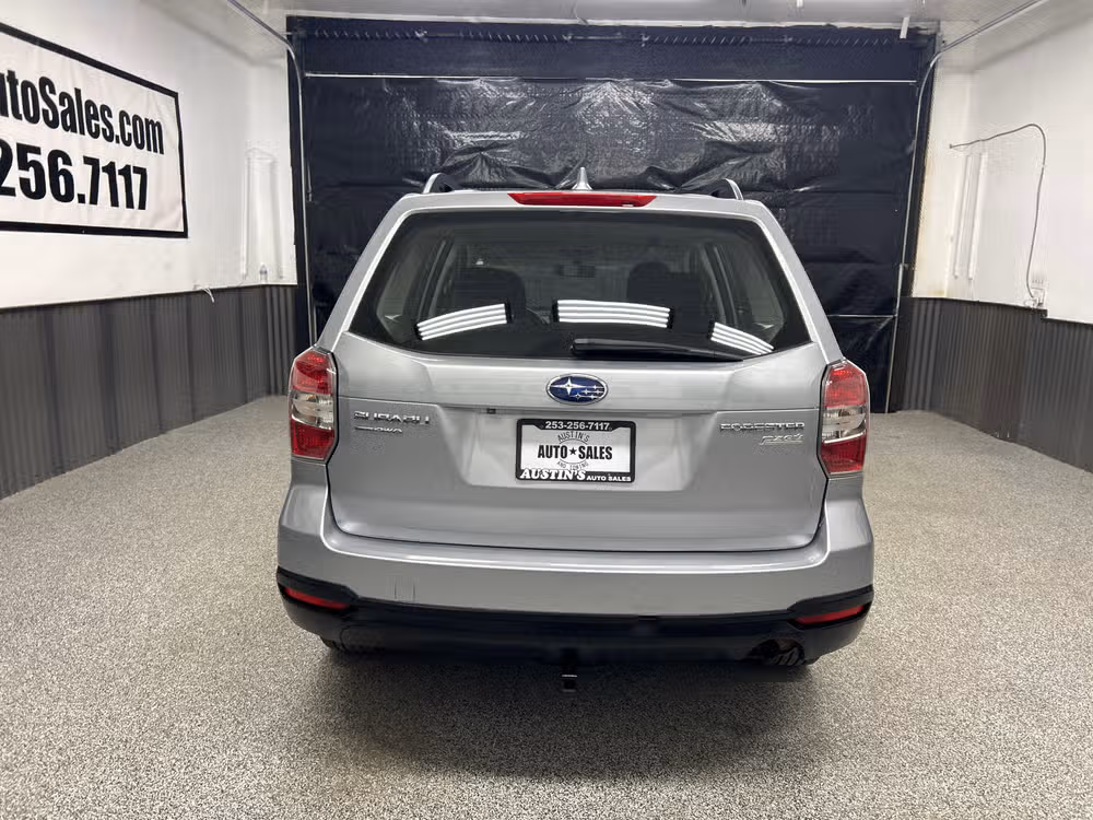 2016 Subaru Forester 2.5i Crossover Image 5