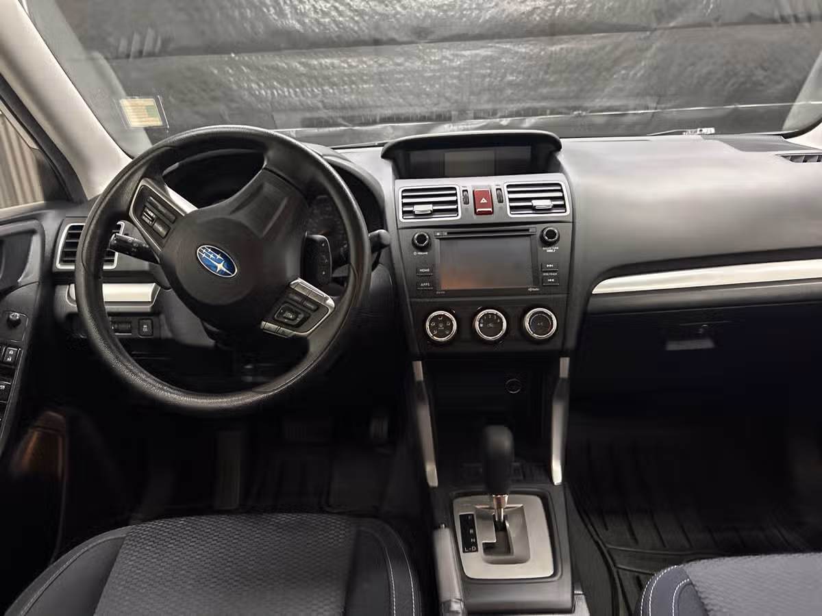 2016 Subaru Forester 2.5i Crossover Image 11