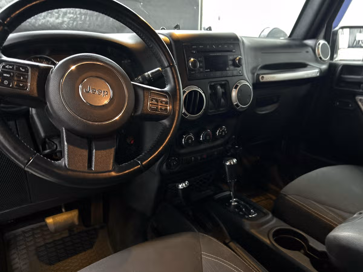 2017 Jeep Wrangler Rubicon Image 9