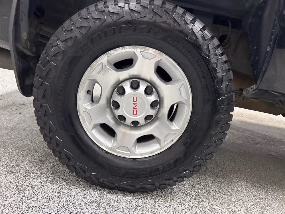 2008 GMC Sierra 2500HD SLT Crew Cab Image 7