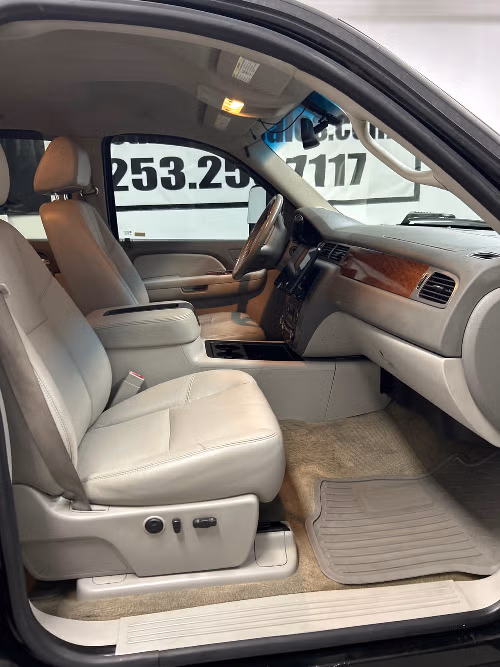 2008 GMC Sierra 2500HD SLT Crew Cab Image 13