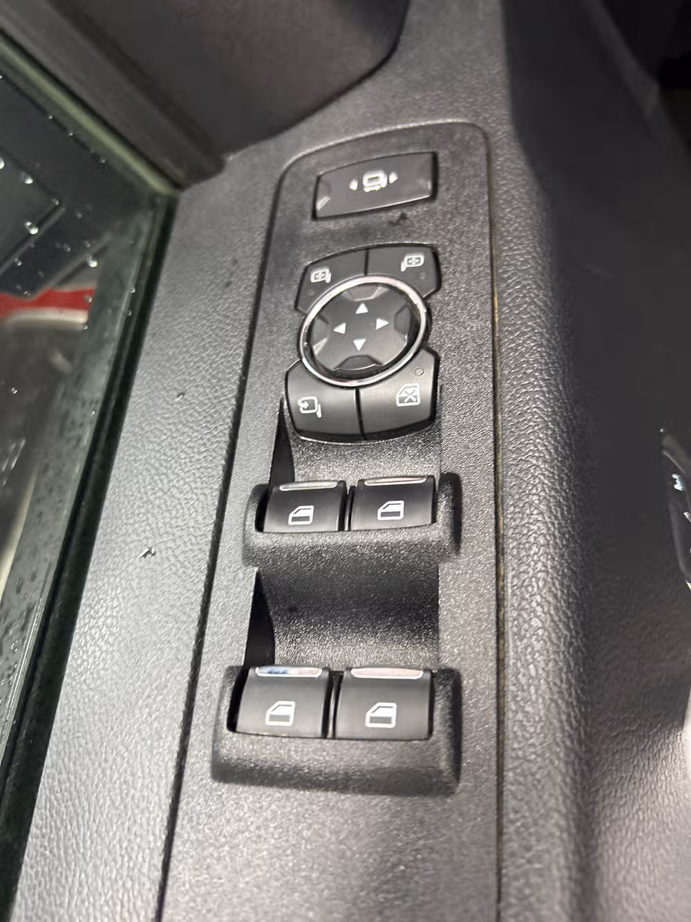 2021 Ford F-350 Super Duty Lariat SuperCab Image 10