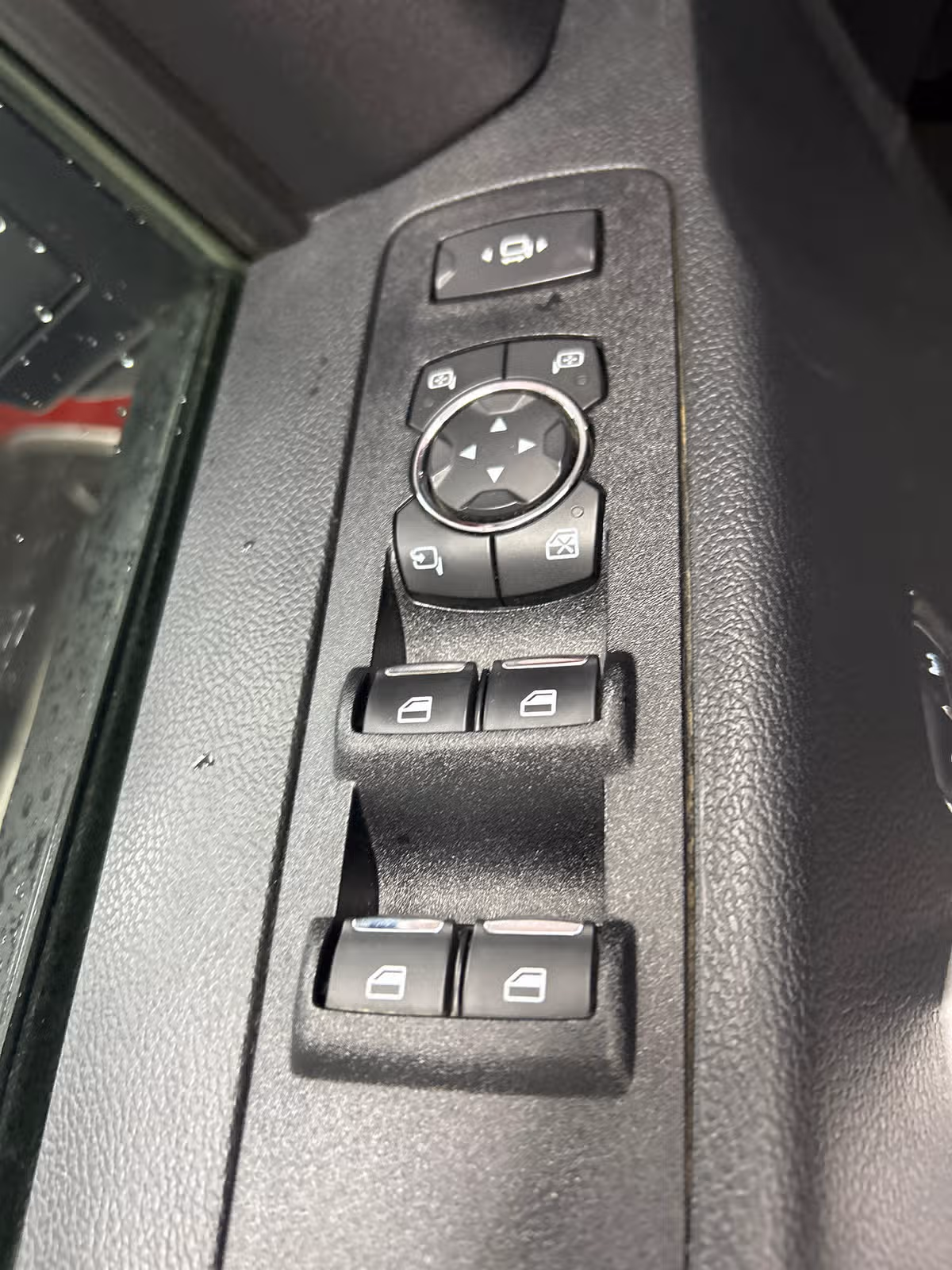 2021 Ford F-350 Super Duty Lariat SuperCab Image 10