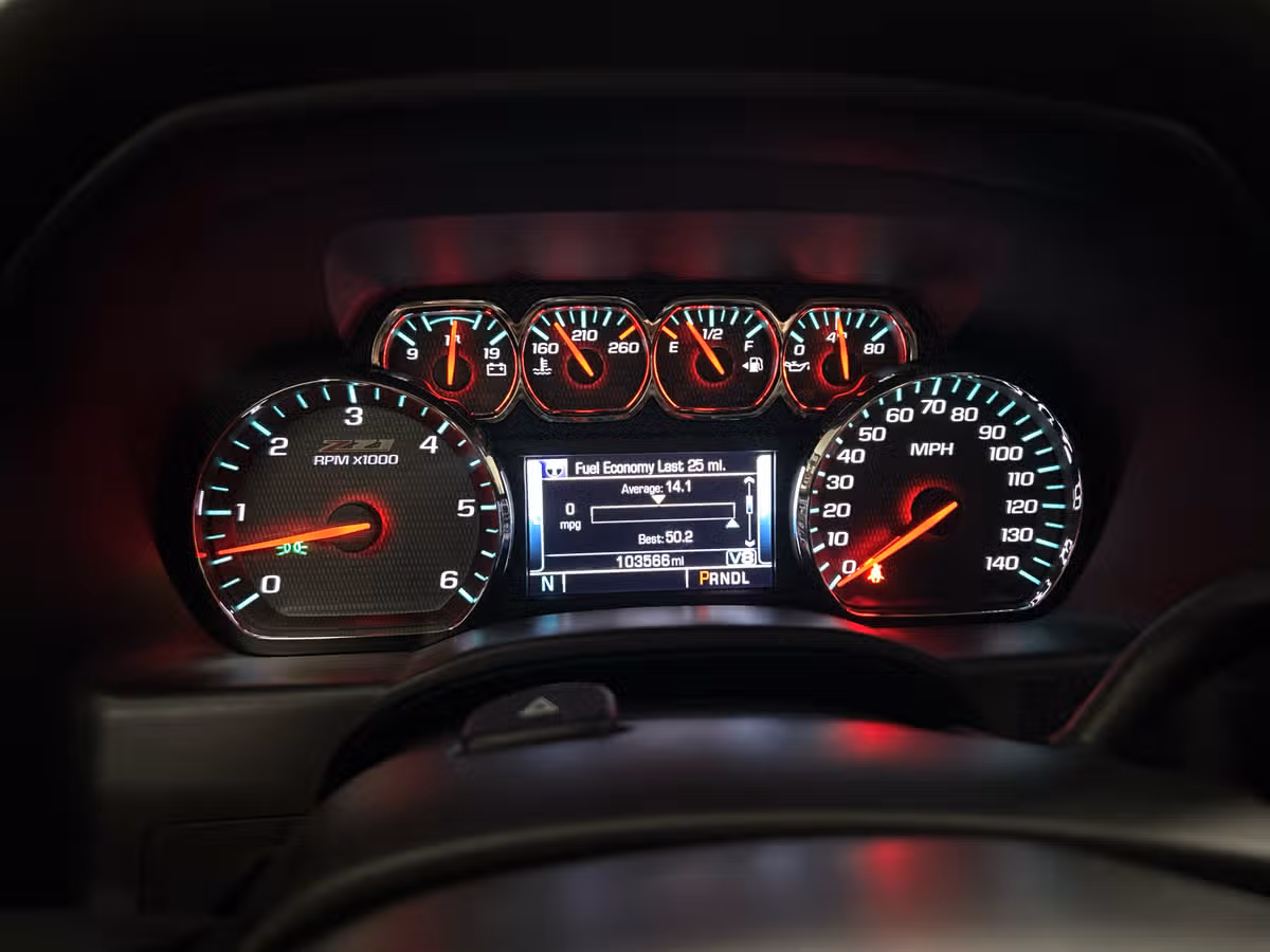 2017 Chevrolet Silverado 1500 LT Z71 Crew Cab Image 16