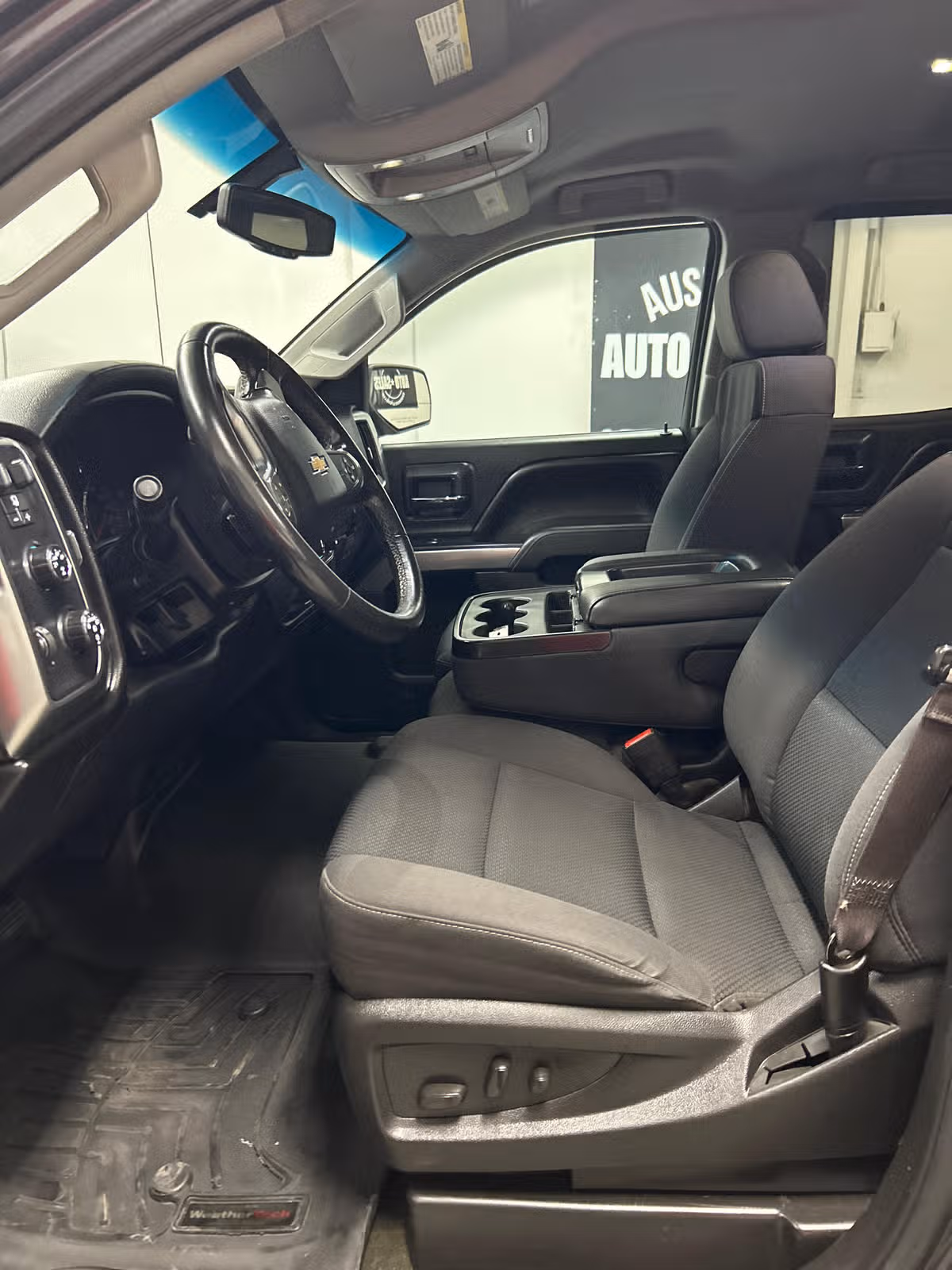 2016 Chevrolet Silverado 1500 LT Double Cab Image 8