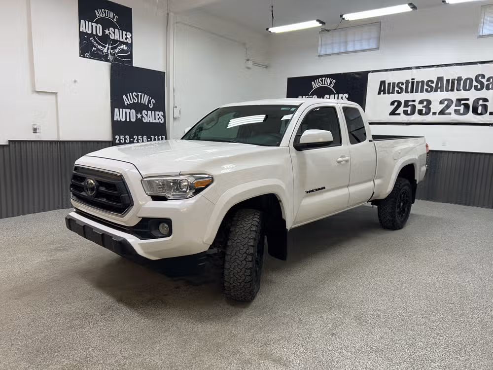 2020 Toyota Tacoma SR5 V6 Access Cab Image 3