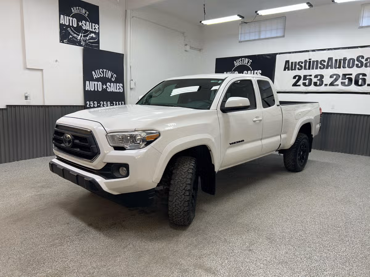 2020 Toyota Tacoma SR5 V6 Access Cab Image 3