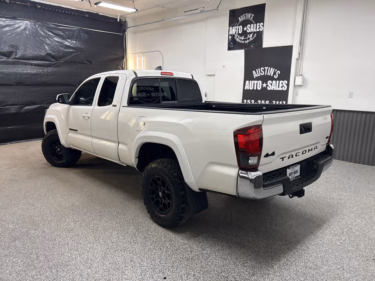 2020 Toyota Tacoma SR5 V6 Access Cab Image 4