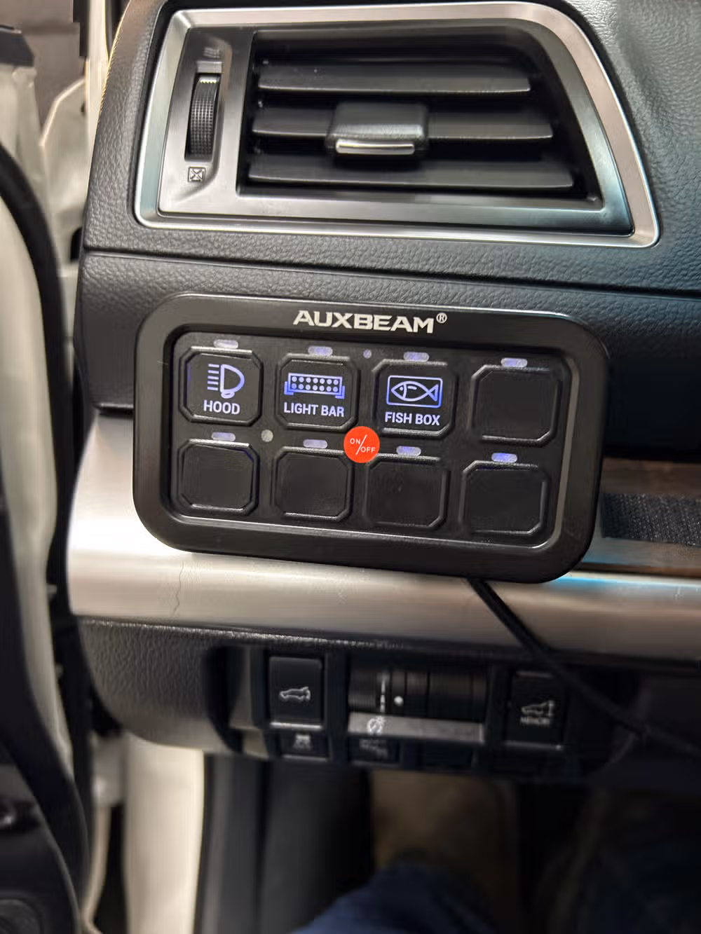 2017 Subaru Outback 3.6R Limited Crossover Image 18