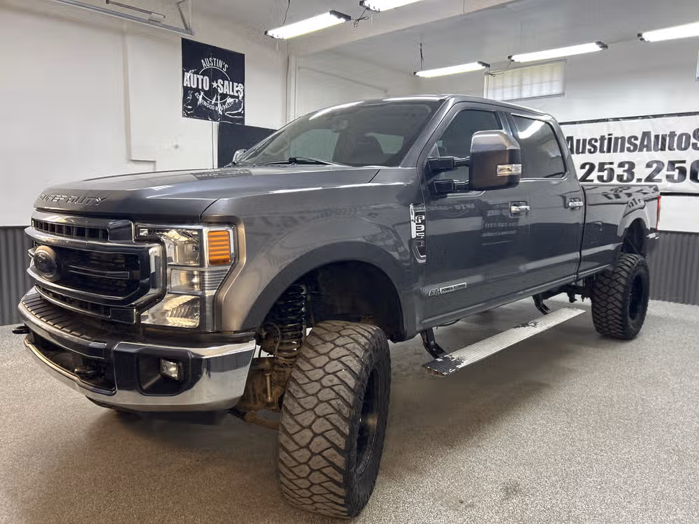 2021 Ford F-350 Super Duty Lariat Crew Cab Lower Image 1