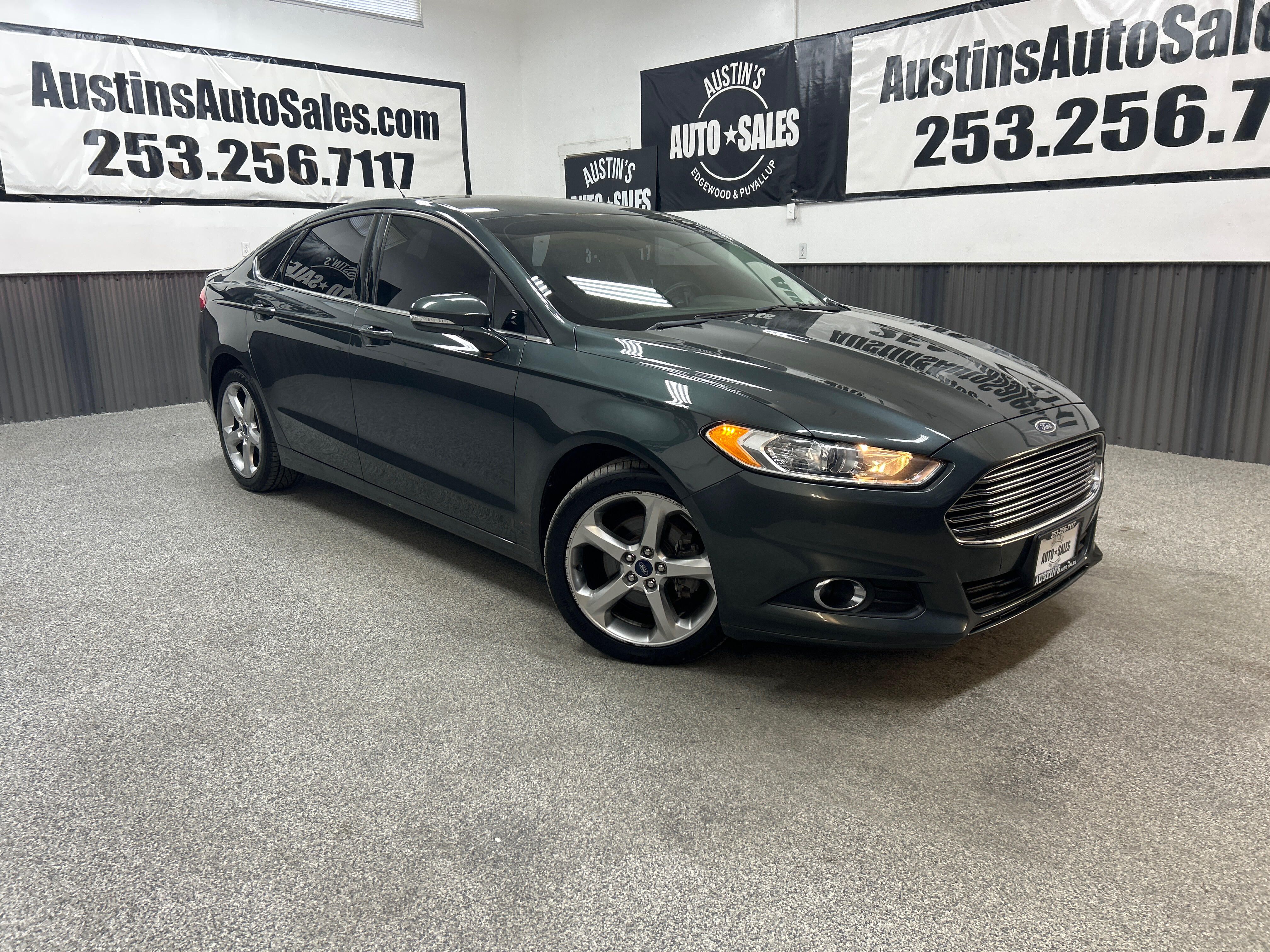 2015 Ford Fusion SE AWD's photo