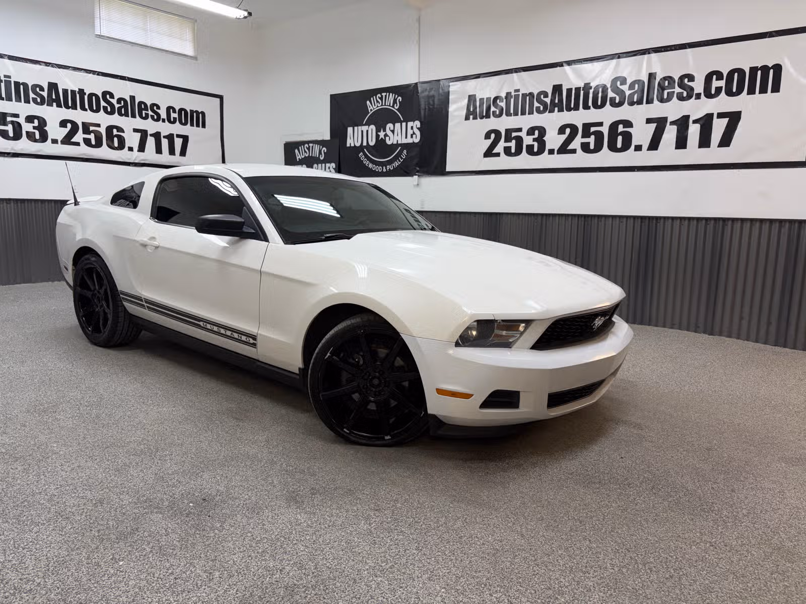 2011 Ford Mustang V6 Premium Upper Image 1