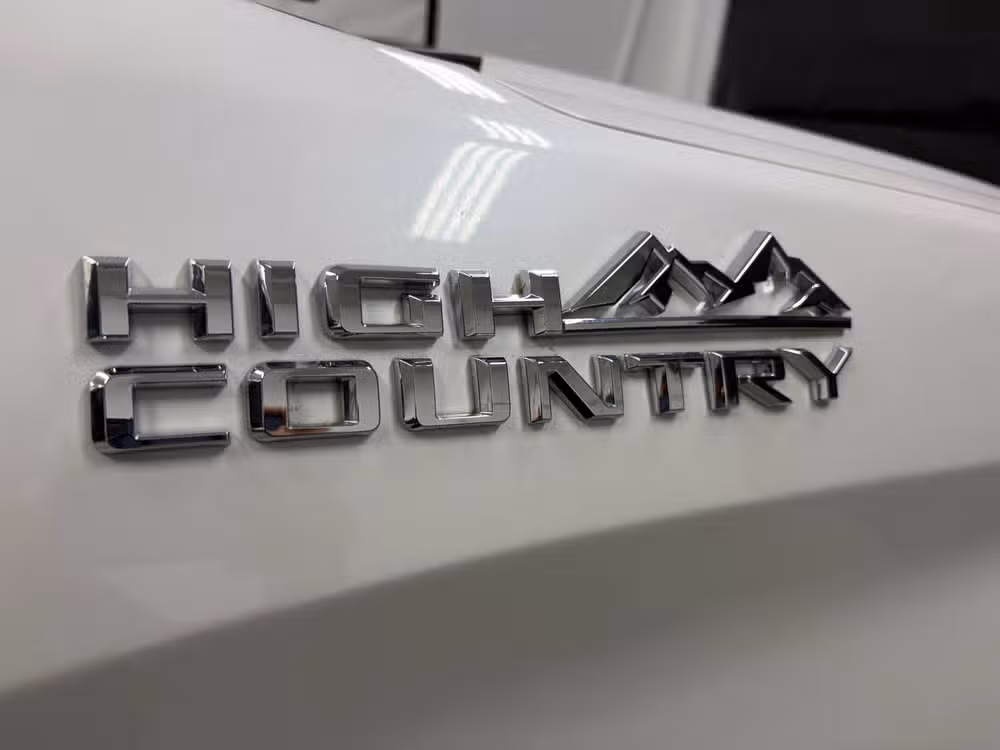 2020 Chevrolet Silverado 1500 High Country Crew Cab Image 9