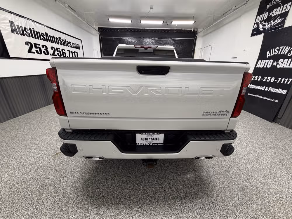 2020 Chevrolet Silverado 1500 High Country Crew Cab Image 4