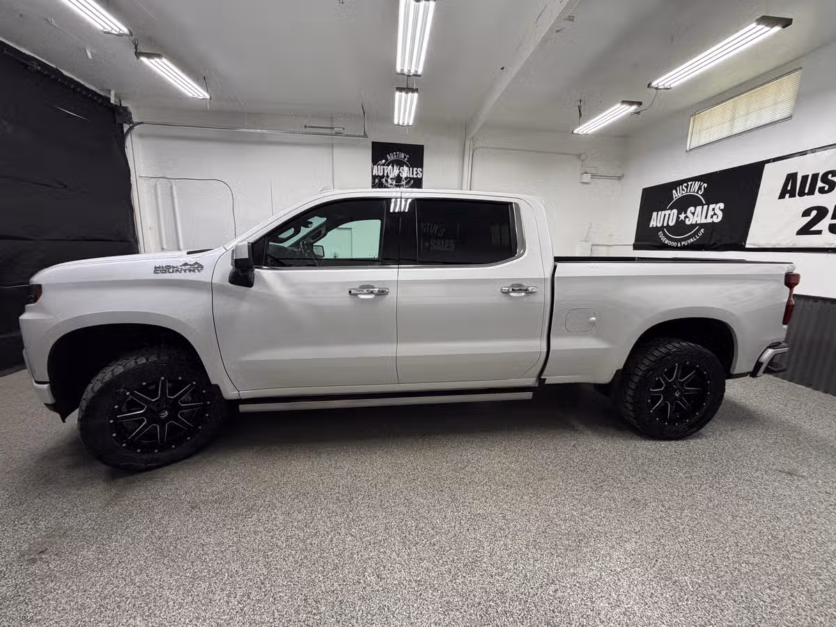2020 Chevrolet Silverado 1500 High Country Crew Cab Image 7