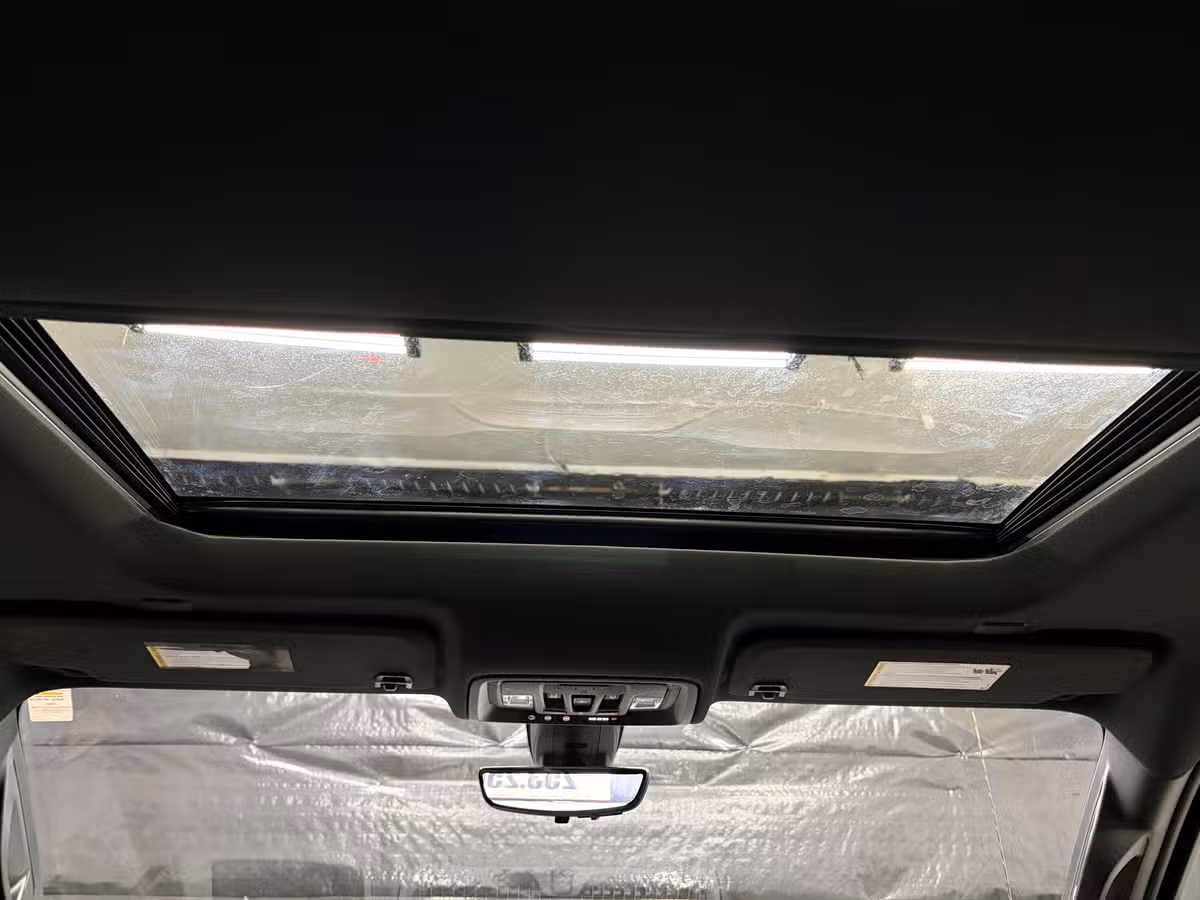 2020 Chevrolet Silverado 1500 High Country Crew Cab Image 17